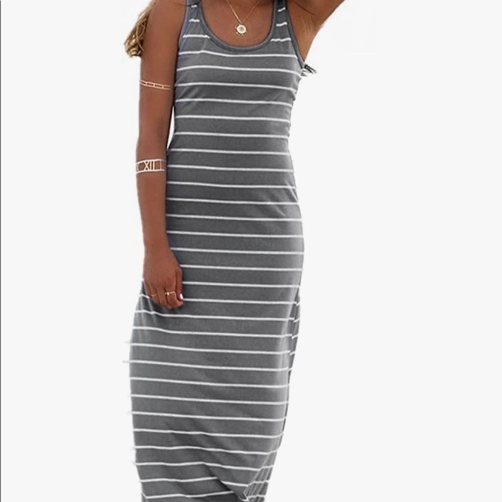 Brand New Sleeveless Striped Maxi Dress Size Medium